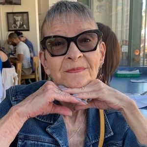 Meet your Posher, Sandy